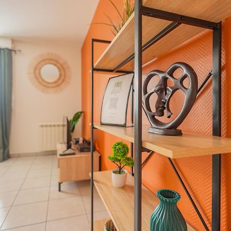 Appartement Tout Equipe A 3 Min Gare Annemasse - Ideal Famille Ou Pro - Parking Inclus Ville-la-Grand Luaran gambar