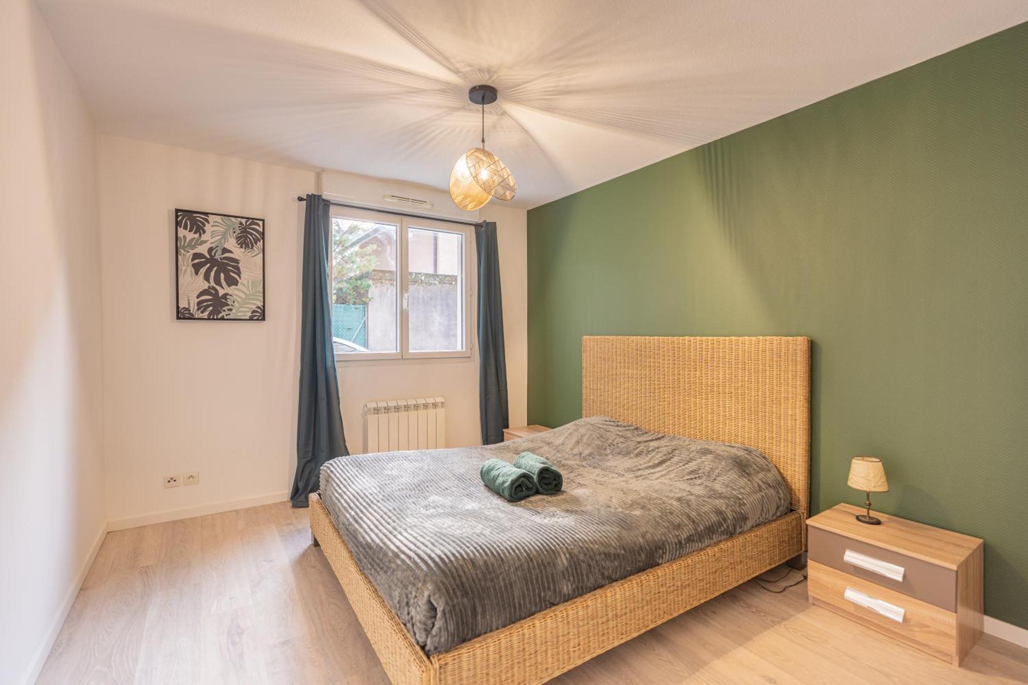 Appartement Tout Equipe A 3 Min Gare Annemasse - Ideal Famille Ou Pro - Parking Inclus Ville-la-Grand Luaran gambar